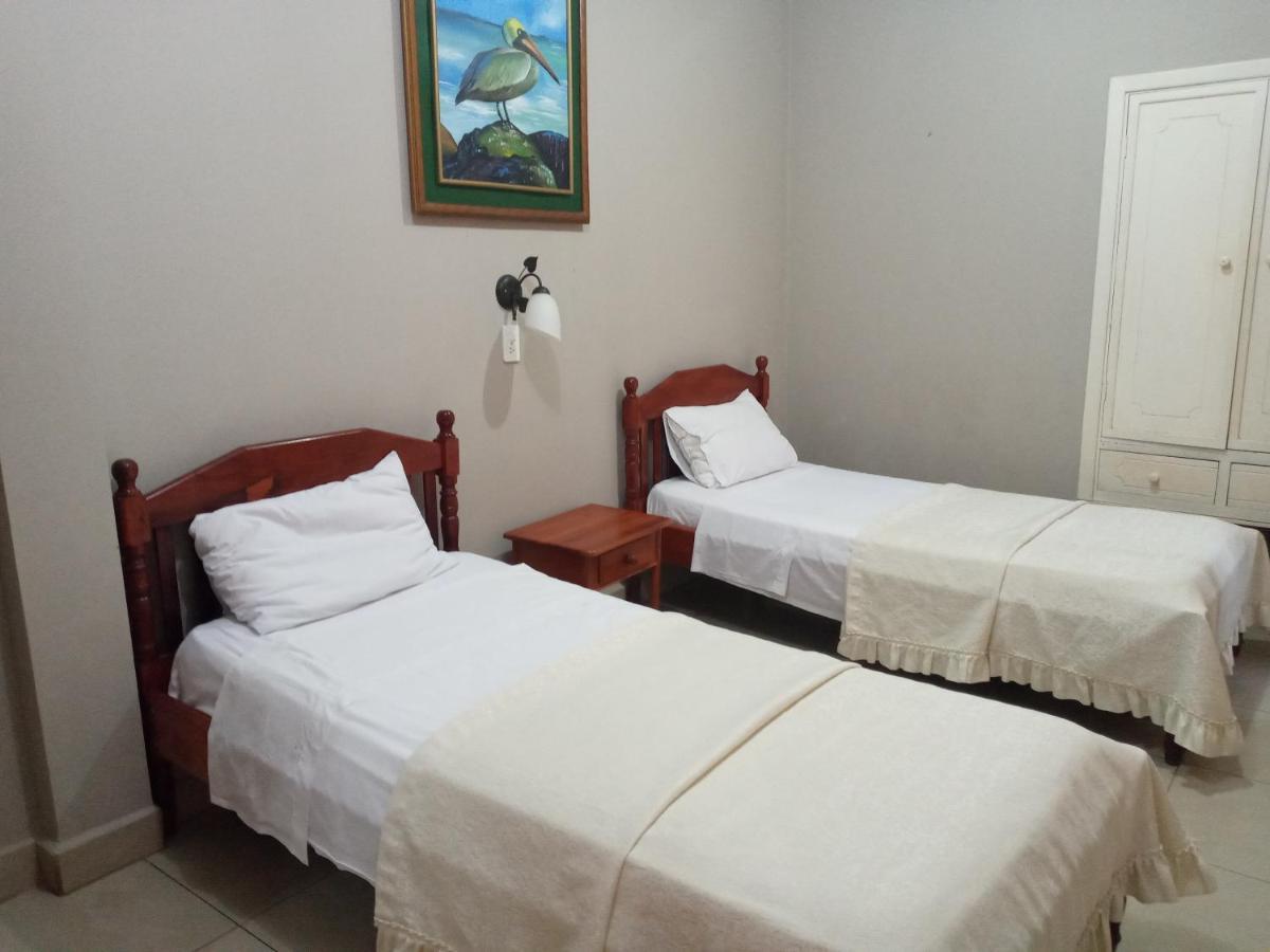 Hotel Palmeras Galapagos 阿约拉港 外观 照片