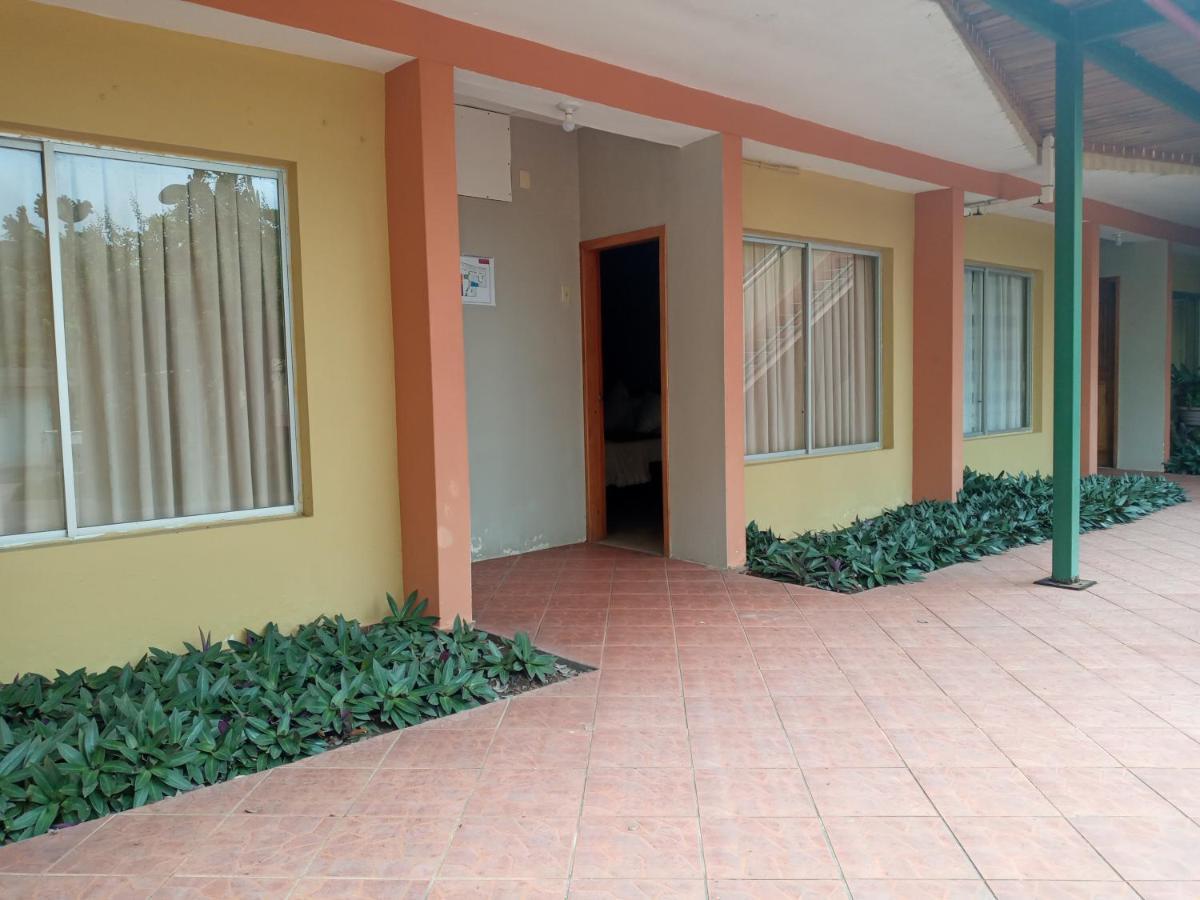 Hotel Palmeras Galapagos 阿约拉港 外观 照片
