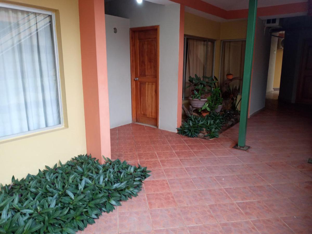 Hotel Palmeras Galapagos 阿约拉港 外观 照片